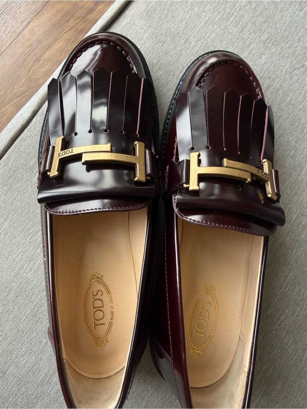 Brand NEW TOD'S Women’s Burgundy Loafers - Picture 7 of 10